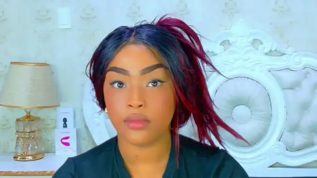 Snapshot of TianahGlow chatting on 19, 3, 2026 TianahGlow online show from 19, 3, 2026