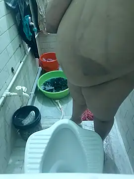 Snapshot of Lizza_boudi chatting on 6, 10, 2025 Lizza boudi online show from 6, 10, 2025