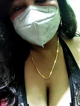 Snapshot of rani130 chatting on 14, 2, 2025 rani130 online show from 14, 2, 2025