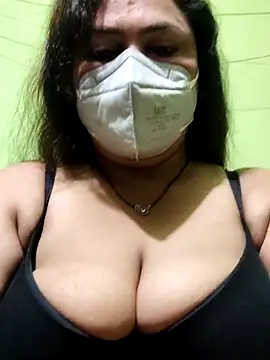 Snapshot of rani130 chatting on 17, 2, 2025 rani130 online show from 17, 2, 2025