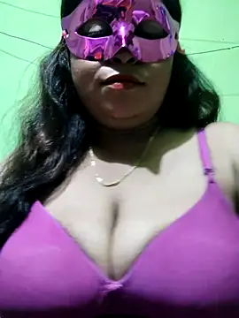 Snapshot of rani130 chatting on 28, 2, 2025 rani130 online show from 28, 2, 2025