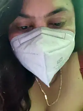 Snapshot of rani130 chatting on 2, 3, 2025 rani130 online show from 2, 3, 2025