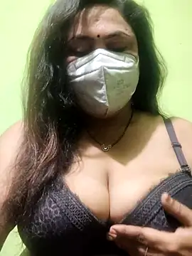 Snapshot of rani130 chatting on 4, 3, 2025 rani130 online show from 4, 3, 2025