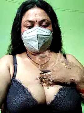 Snapshot of rani130 chatting on 17, 3, 2025 rani130 online show from 17, 3, 2025