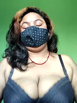 Snapshot of rani130 chatting on 9, 10, 2025 rani130 online show from 9, 10, 2025