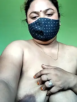 Snapshot of rani130 chatting on 21, 10, 2025 rani130 online show from 21, 10, 2025