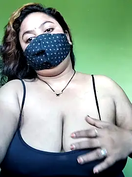 Snapshot of rani130 chatting on 30, 10, 2025 rani130 online show from 30, 10, 2025