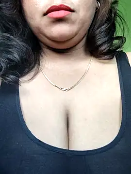 Snapshot of rani130 chatting on 16, 11, 2025 rani130 online show from 16, 11, 2025