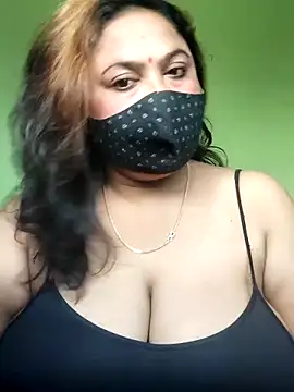 Snapshot of rani130 chatting on 24, 11, 2025 rani130 online show from 24, 11, 2025