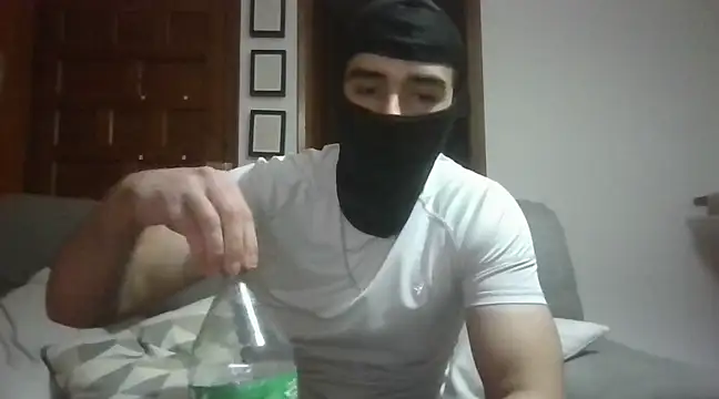 Snapshot of ESCOMOFUC chatting on 20, 2, 2025 ESCOMOFUC online show from 20, 2, 2025