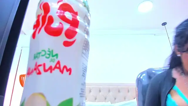 Snapshot of emma_purple_ chatting on 1, 11, 2025 emma purple online show from 1, 11, 2025