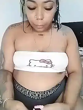 emma purple  online show from 28, 11, 2025