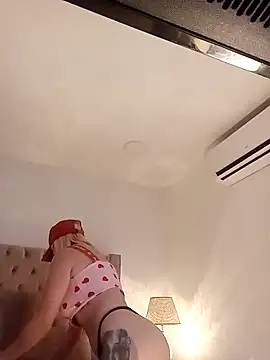 CandieGilson   online show from 4, 2, 2026