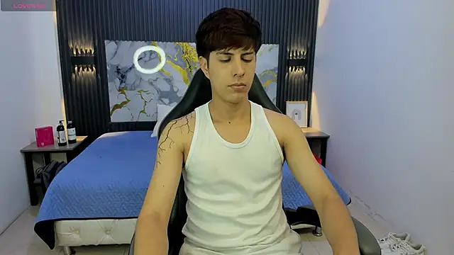 Snapshot of Estiv18_ chatting on 27, 2, 2026 Estiv18 online show from 27, 2, 2026