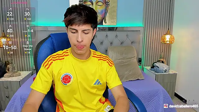 Snapshot of Estiv18_ chatting on 4, 4, 2026 Estiv18 online show from 4, 4, 2026