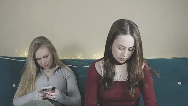 girlstirp online show from 26, 2, 2025