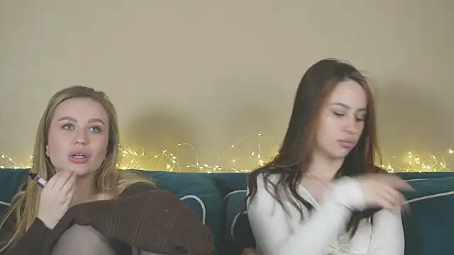 girlstirp online show from 1, 3, 2025