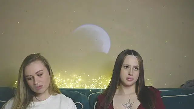 girlstirp online show from 10, 3, 2025