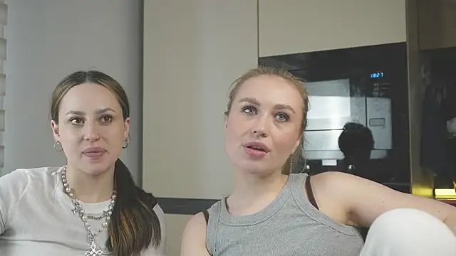 girlstirp online show from 14, 3, 2025