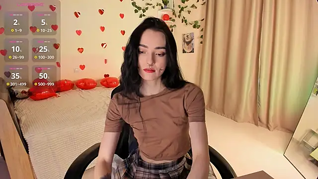 Bella  Faith online show from 17, 2, 2025
