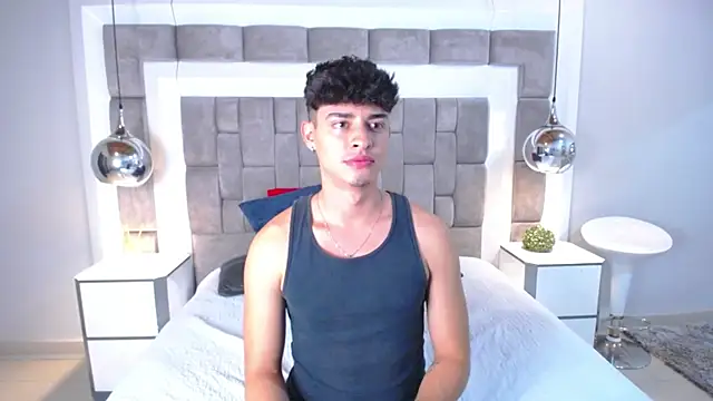 DrakeCollinss online show from 12, 2, 2025