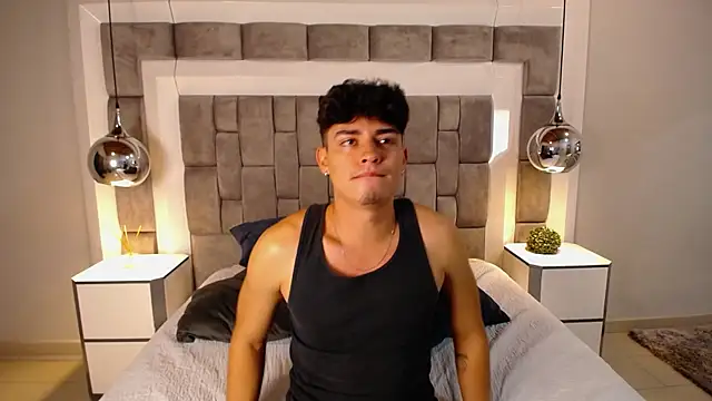 DrakeCollinss online show from 12, 2, 2025