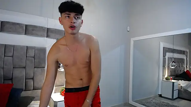 DrakeCollinss online show from 14, 2, 2025