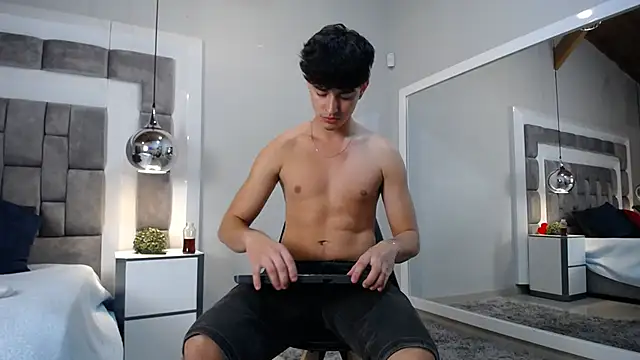 DrakeCollinss online show from 20, 2, 2025