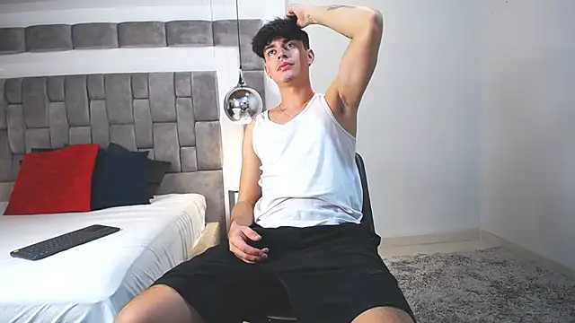 DrakeCollinss online show from 1, 3, 2025