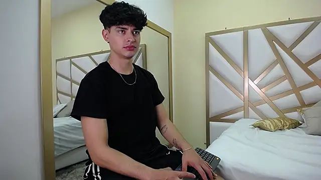 DrakeCollinss online show from 13, 3, 2025