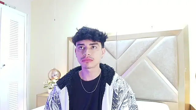 DrakeCollinss online show from 28, 9, 2025