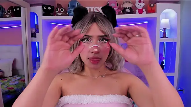 miss   megan online show from 17, 2, 2026