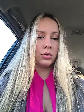 Mona Plus online show from 10, 11, 2025