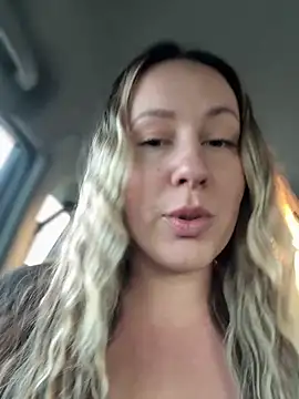 Snapshot of Mona_Plus chatting on 27, 2, 2026 Mona Plus online show from 27, 2, 2026