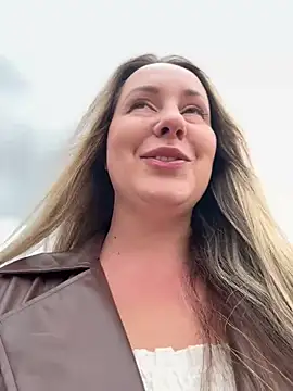 Snapshot of Mona_Plus chatting on 21, 3, 2026 Mona Plus online show from 21, 3, 2026