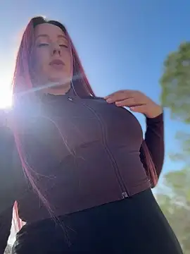 Snapshot of Mona_Plus chatting on 27, 3, 2026 Mona Plus online show from 27, 3, 2026