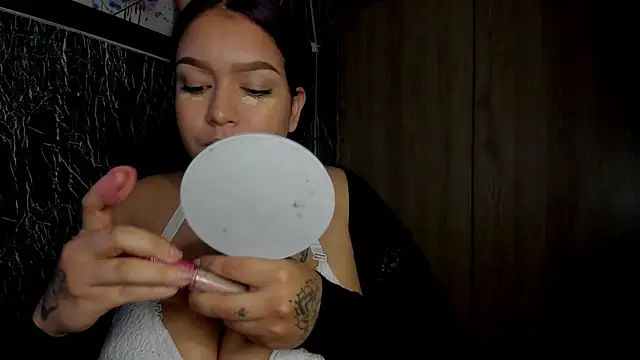 Bellota Girl online show from 18, 10, 2025