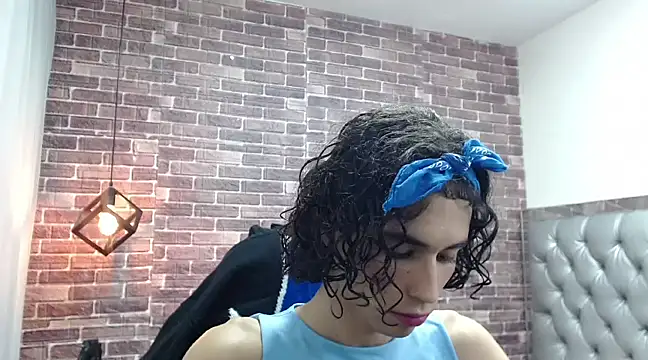 Snapshot of andrea_ocasio chatting on 15, 2, 2025 andrea ocasio online show from 15, 2, 2025