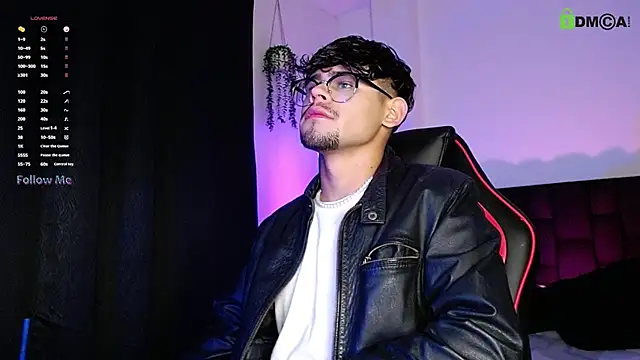 isaac-saenz online show from 4, 10, 2025