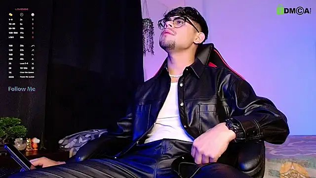 isaac-saenz online show from 9, 11, 2025