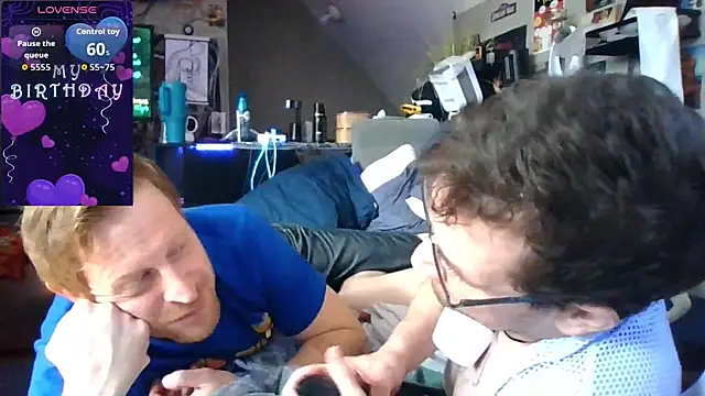 Sk00byJaXxX212 online show from 28, 10, 2025