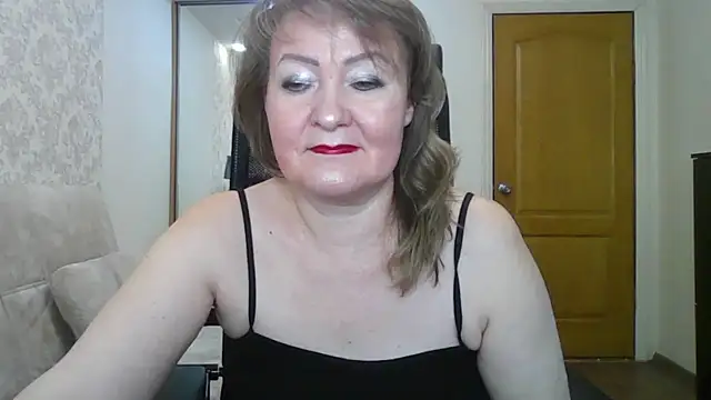 Victoria secrets  online show from 2, 3, 2025