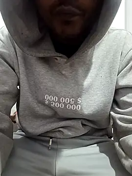 Snapshot of boyyouwant33 chatting on 15, 2, 2025 boyyouwant33 online show from 15, 2, 2025