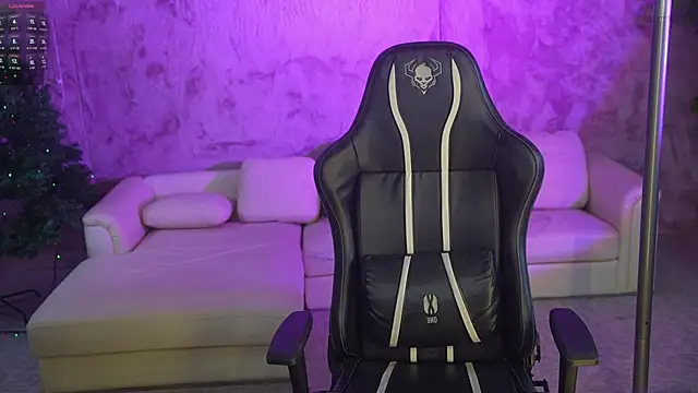 Layla Sweet  online show from 16, 12, 2025