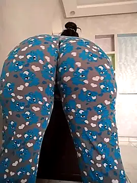 Snapshot of Dalou3a-69 chatting on 3, 11, 2025 Dalou3a-69 online show from 3, 11, 2025