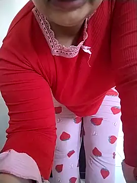 Snapshot of Dalou3a-69 chatting on 17, 11, 2025 Dalou3a-69 online show from 17, 11, 2025