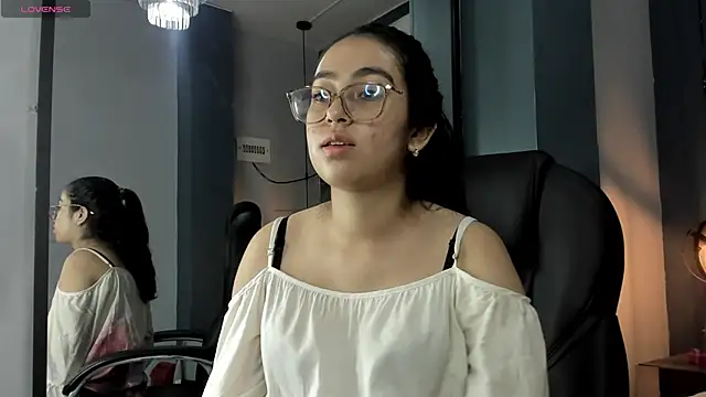 lucelly 15 online show from 1, 2, 2026