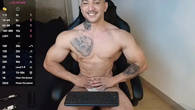 Snapshot of kevin_jef chatting on 13, 11, 2025 kevin jef online show from 13, 11, 2025