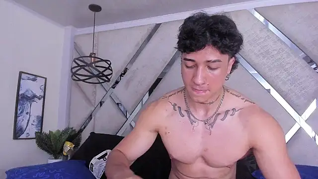 KaryBig3 online show from 23, 2, 2025