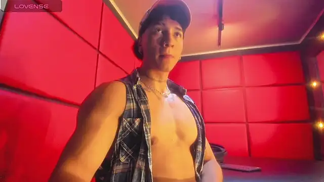 KaryBig3 online show from 9, 3, 2025